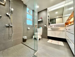Hillington Green (D23), Condominium #490202131